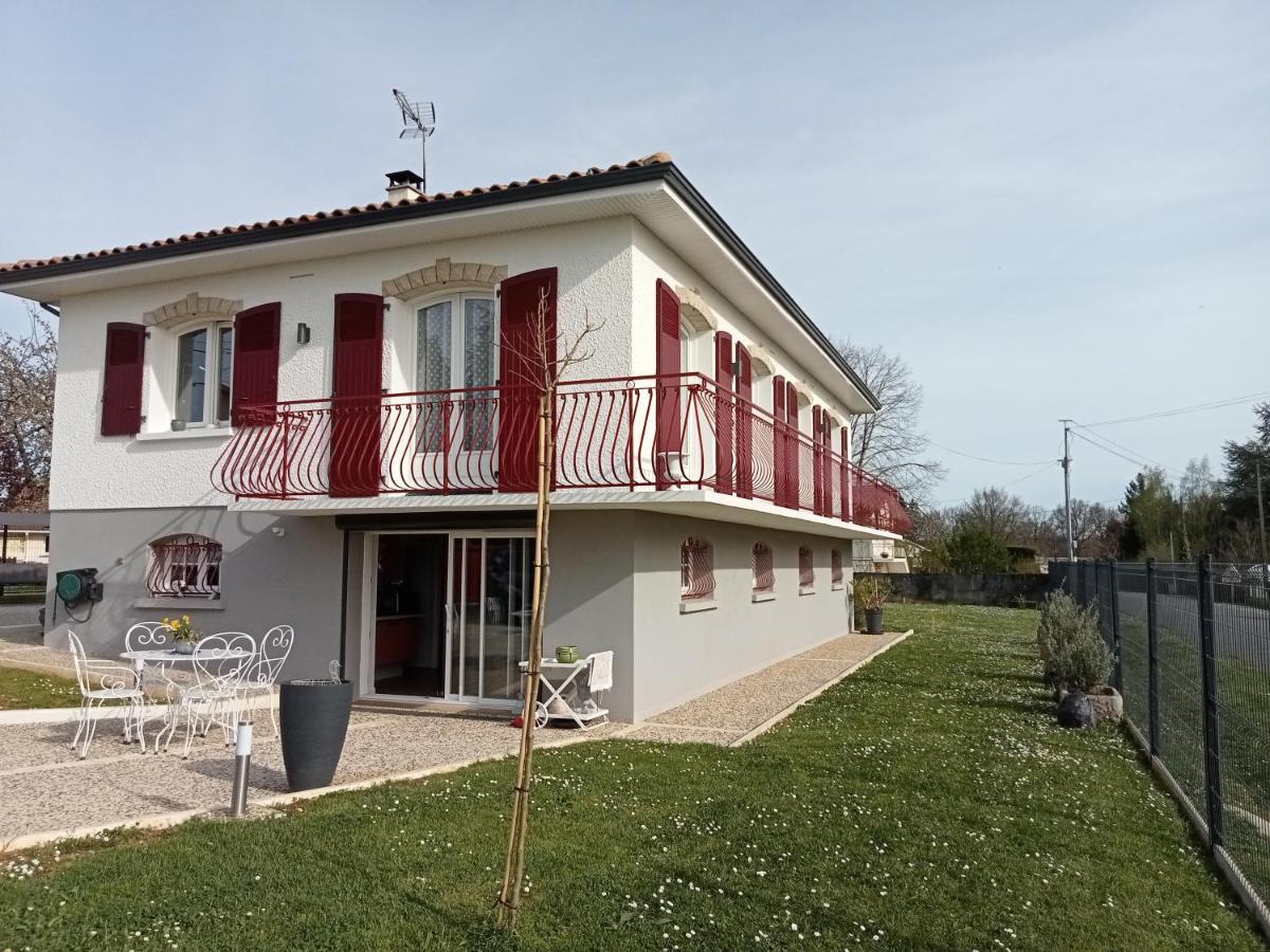 Chambre Privative Avec Salle D'Eau Chasseneuil-sur-Bonnieure Bagian luar foto