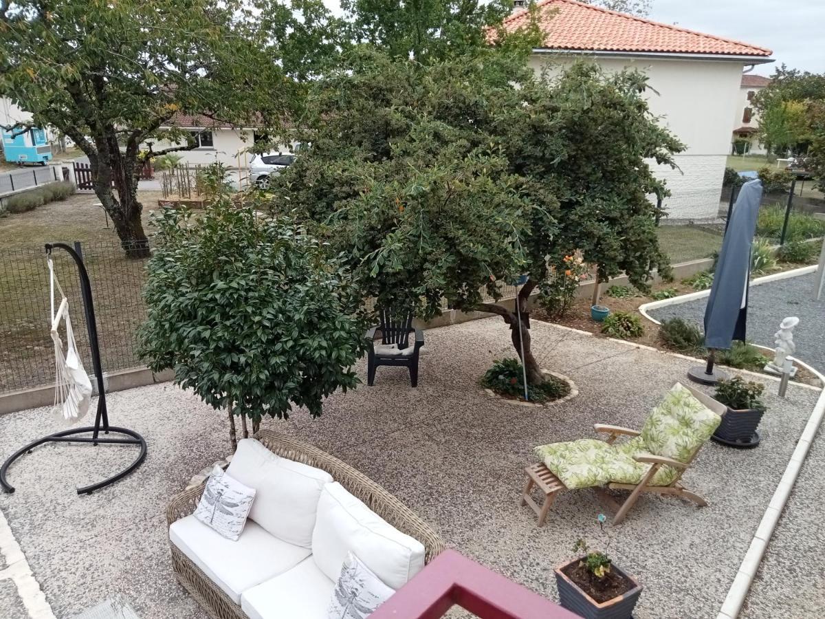 Chambre Privative Avec Salle D'Eau Chasseneuil-sur-Bonnieure Bagian luar foto